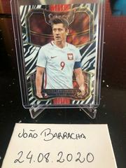 Robert Lewandowski [Zebra] Soccer Cards 2017 Panini Select Prices