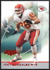 Tony Gonzalez [Red] #20 Football Cards 2002 Topps Debut Prices