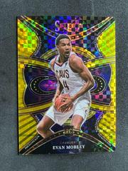 Evan Mobley [Gold Prizm] Basketball Cards 2021 Panini Select Phenomenon Prices