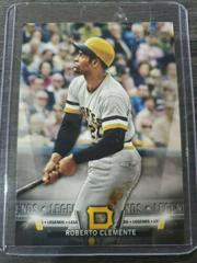 Roberto Clemente [Gold] #S-73 Baseball Cards 2018 Topps Salute Prices