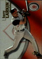 Barry Larkin #7 Baseball Cards 2001 Fleer EX Prices