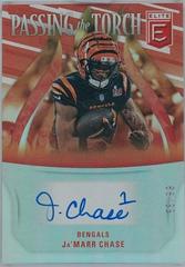 Ja'Marr Chase #PTT-8 Football Cards 2022 Panini Donruss Elite Passing the Torch Signatures Prices