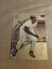 Frank Thomas #77 Baseball Cards 2002 Fleer EX Prices