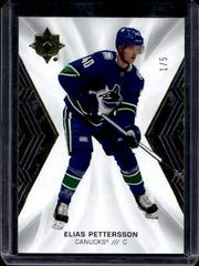 Elias Pettersson [Black] #40 Hockey Cards 2021 Ultimate Collection Prices