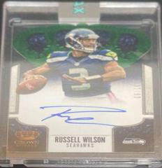 Russell Wilson [Green Die Cut] #82 Football Cards 2013 Panini Crown Royale Prices