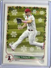 Mike Trout [SSP Variation] #HW50 Baseball Cards 2022 Topps Holiday Prices