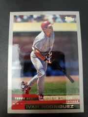 Ivan Rodriguez #64 Baseball Cards 2000 Topps Limited Edition Prices