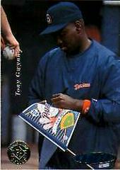 Tony Gwynn #90 Baseball Cards 1995 SP Championship Prices