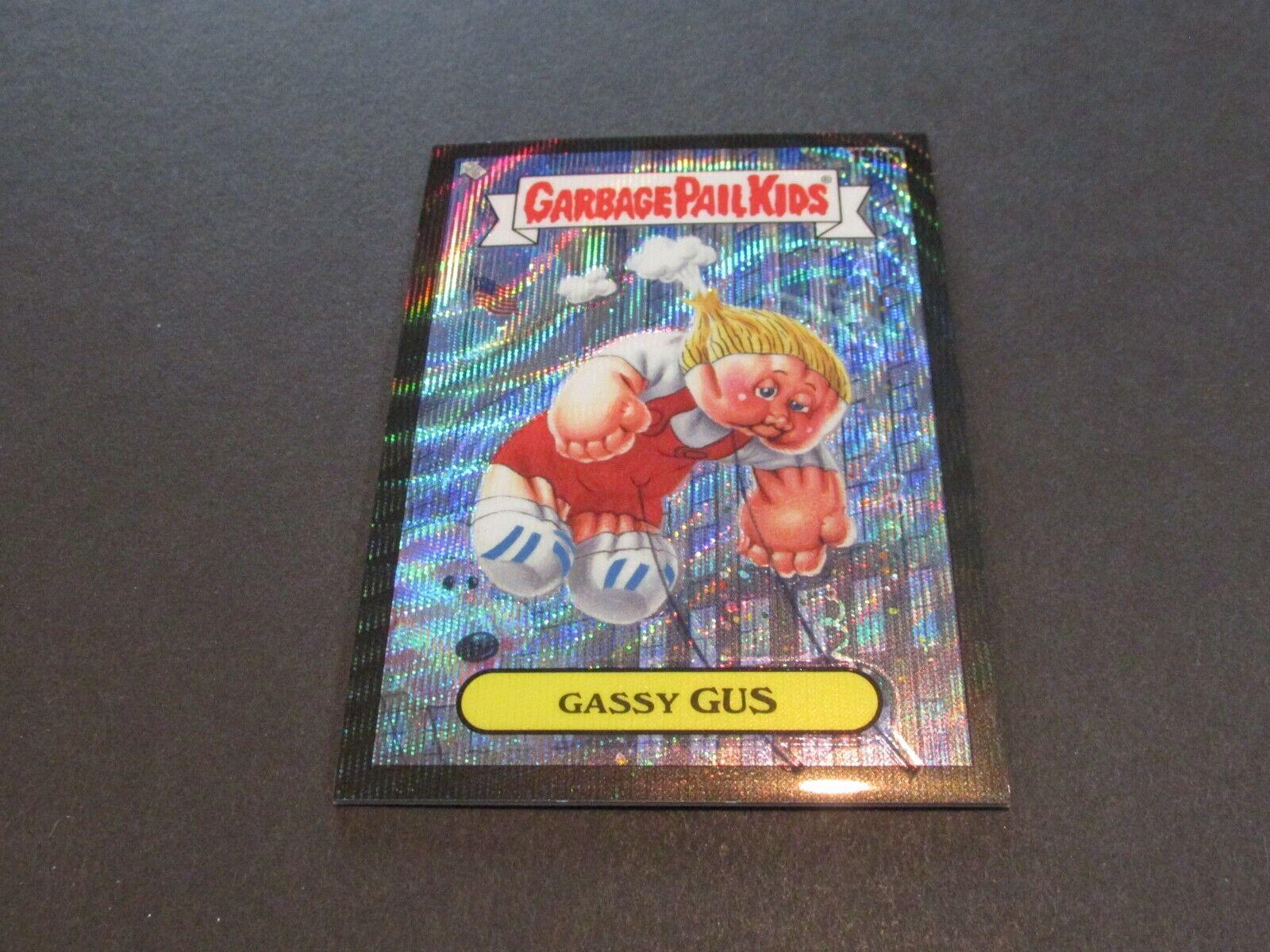 Gassy GUS [Black Wave Refractor] #199b 2022 Garbage Pail Kids Chrome