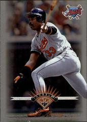 Eddie Murray #124 Baseball Cards 1997 Leaf Prices