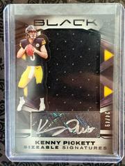 Kenny Pickett #SSR-KPI Football Cards 2022 Panini Black Sizeable Signatures Rookie Jersey Prices