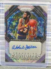 Kareem Abdul-Jabbar [Mojo Prizm] #10 Basketball Cards 2023 Panini Prizm Franchise Favorites Signature Prices