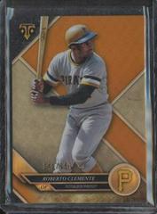 Roberto Clemente [Amber] #61 Baseball Cards 2017 Topps Triple Threads Prices