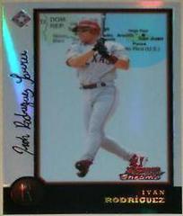 Ivan Rodriguez [Refractor] #4 Baseball Cards 1998 Bowman Chrome International Prices