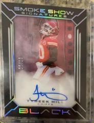 Tyreek Hill [Silver] Football Cards 2022 Panini Black Smoke Show Signatures Prices