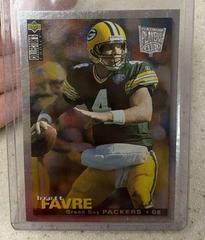 Brett Favre [Player's Club Platinum] Football Cards 1995 Collector's Choice Prices