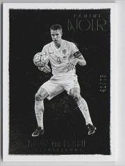 Robin van Persie [Black and White] Soccer Cards 2016 Panini Noir Prices