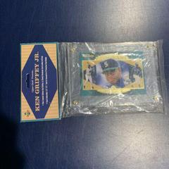 Ken Griffey Jr. [Jumbo Signature] #CD2 Baseball Cards 1997 Collector's Choice Clearly Dominant Prices
