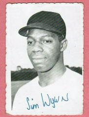 Jim Wynn #11 Baseball Cards 1969 Topps Deckle Edge Prices