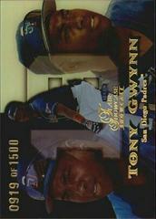 Tony Gwynn [Row 1] Baseball Cards 1999 Flair Showcase Prices