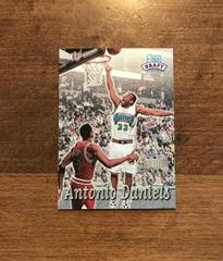 Antonio Daniels #207 Basketball Cards 1997 Stadium Club Prices