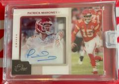 Patrick Mahomes II [Autograph Gold] #166 Football Cards 2020 Panini One Prices