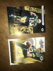 Aaron Rodgers [Retail Red] #15 Football Cards 2014 Panini Absolute Prices