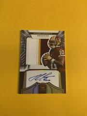 Robert Griffin III [Jersey Autograph Gold] #276 Football Cards 2012 Panini Crown Royale Prices