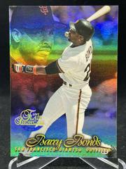 Barry Bonds [Row 1] #25 Baseball Cards 1997 Flair Showcase Prices