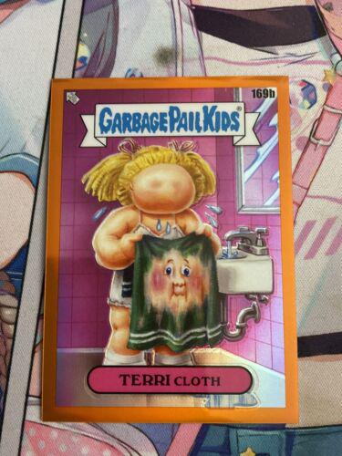 TERRI Cloth [Orange Refractor] #169b 2022 Garbage Pail Kids Chrome