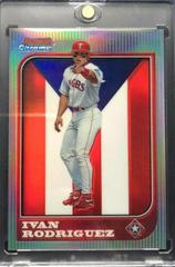 Ivan Rodriguez [Refractor] #83 Baseball Cards 1997 Bowman Chrome International Prices