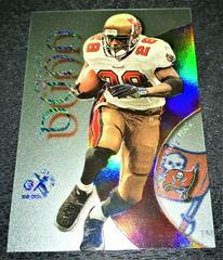 Warrick Dunn [Essential Credentials Now] Football Cards 1999 Skybox E X Century Prices