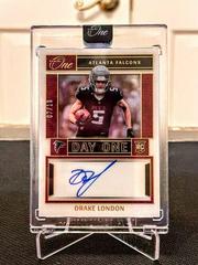 Drake London [Day Autograph Gold] #104 Football Cards 2022 Panini One Prices