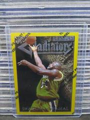 Shaquille O'Neal [Refractor w Coating] Basketball Cards 1996 Finest Prices