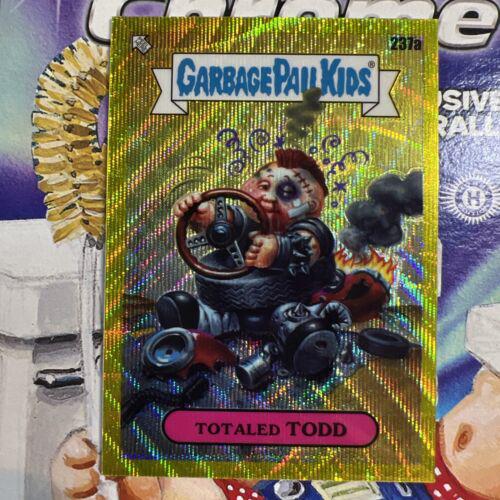 Totaled TODD [Yellow Wave] #237a 2023 Garbage Pail Kids Chrome