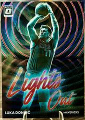 Luka Doncic [Red Wave] #10 Basketball Cards 2022 Panini Donruss Optic Lights Out Prices