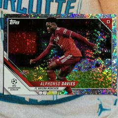 Alphonso Davies [Sparkle] #46 Soccer Cards 2021 Topps UEFA Champions League Prices