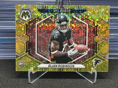Bijan Robinson [No Huddle Gold] #ND-9 Football Cards 2023 Panini Mosaic NFL Debut Prices