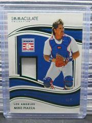 Mike Piazza [Green] Baseball Cards 2023 Panini Immaculate Prices