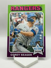 Corey Seager #OB-20 Baseball Cards 2024 Topps Heritage Oversized 1975 Box Loader Prices