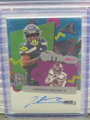 Kenneth Walker III [Marble Neon] #5 Football Cards 2023 Panini Spectra RetroSpect Autograph Prices