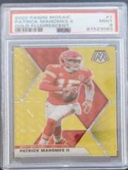 Patrick Mahomes II [Gold Fluorescent] Football Cards 2020 Panini Mosaic Prices