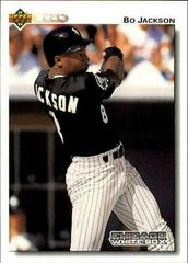 Bo Jackson [Gold Hologram] #555 Baseball Cards 1992 Upper Deck Prices
