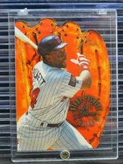 Kirby Puckett #7 Baseball Cards 1994 Flair Hot Glove Prices