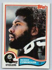 Bennie Cunningham #207 Football Cards 1982 Topps Prices