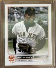 Willie Mays [SSP Variation] Baseball Cards 2022 Topps Prices