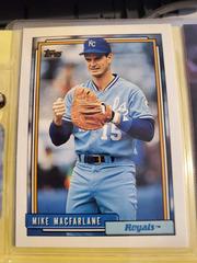 Mike MacFarlane #42 Baseball Cards 1992 Topps Prices