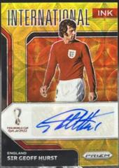 Sir Geoff Hurst [Gold Prizm] Soccer Cards 2022 Panini Prizm World Cup International Ink Autograph Prices