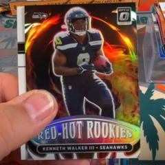 Kenneth Walker III Football Cards 2022 Panini Donruss Optic Red Hot Rookies Prices