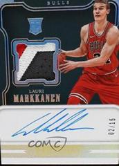 Lauri Markkanen [Jersey Autograph Silver] Basketball Cards 2017 Panini Dominion Prices